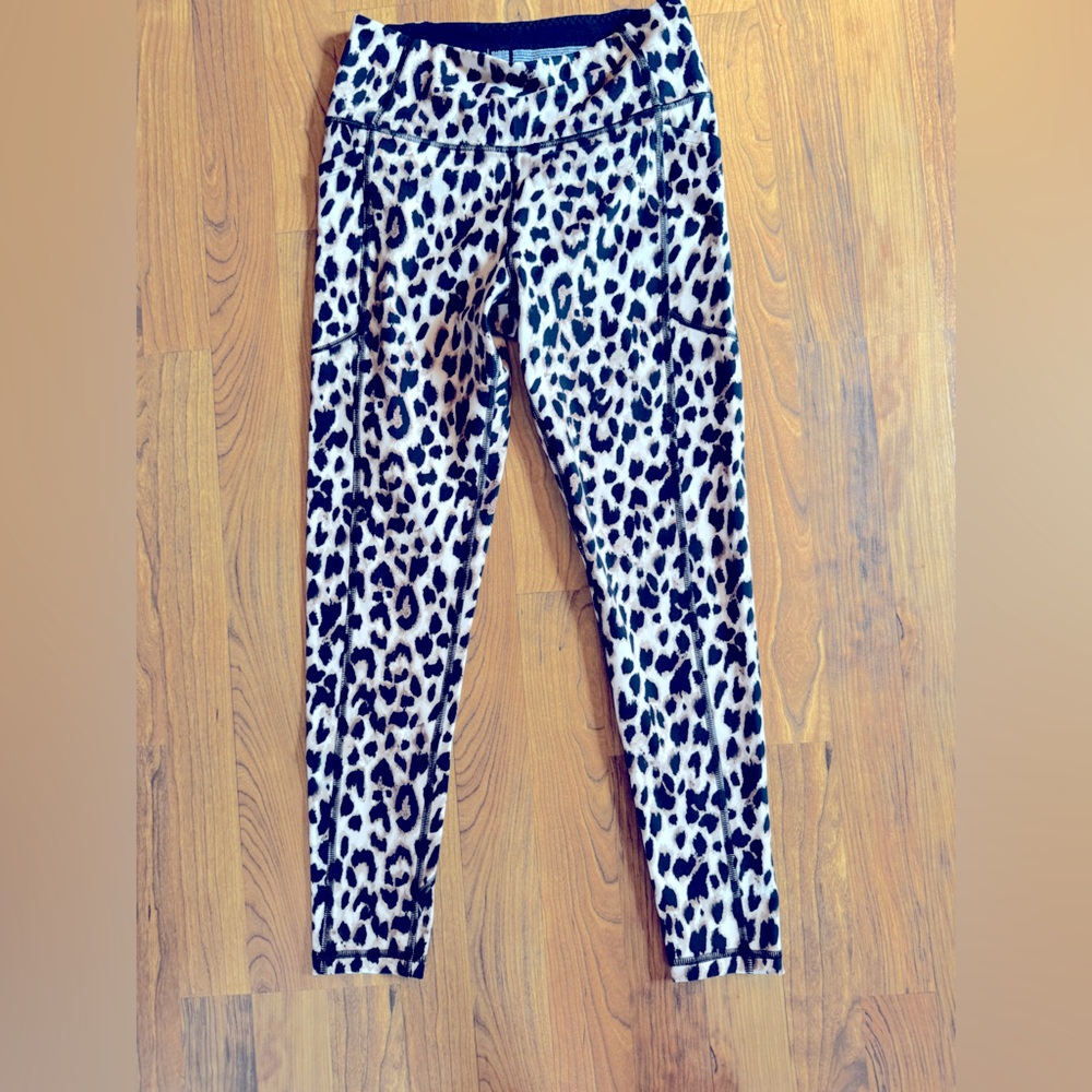 Victoria’s Secret leopard print leggings with pockets